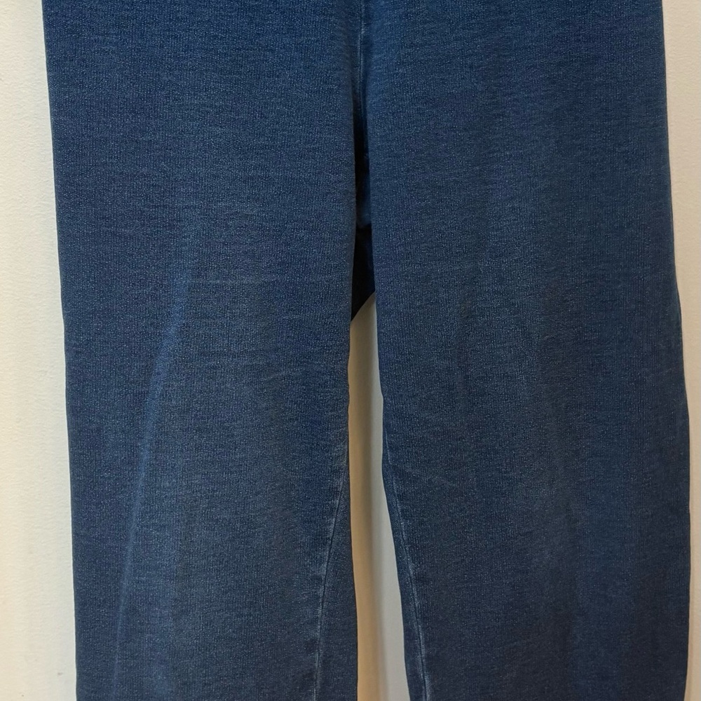 J. Jill Indigo Denim Knit Ponte Crops - Picture 11 of 15